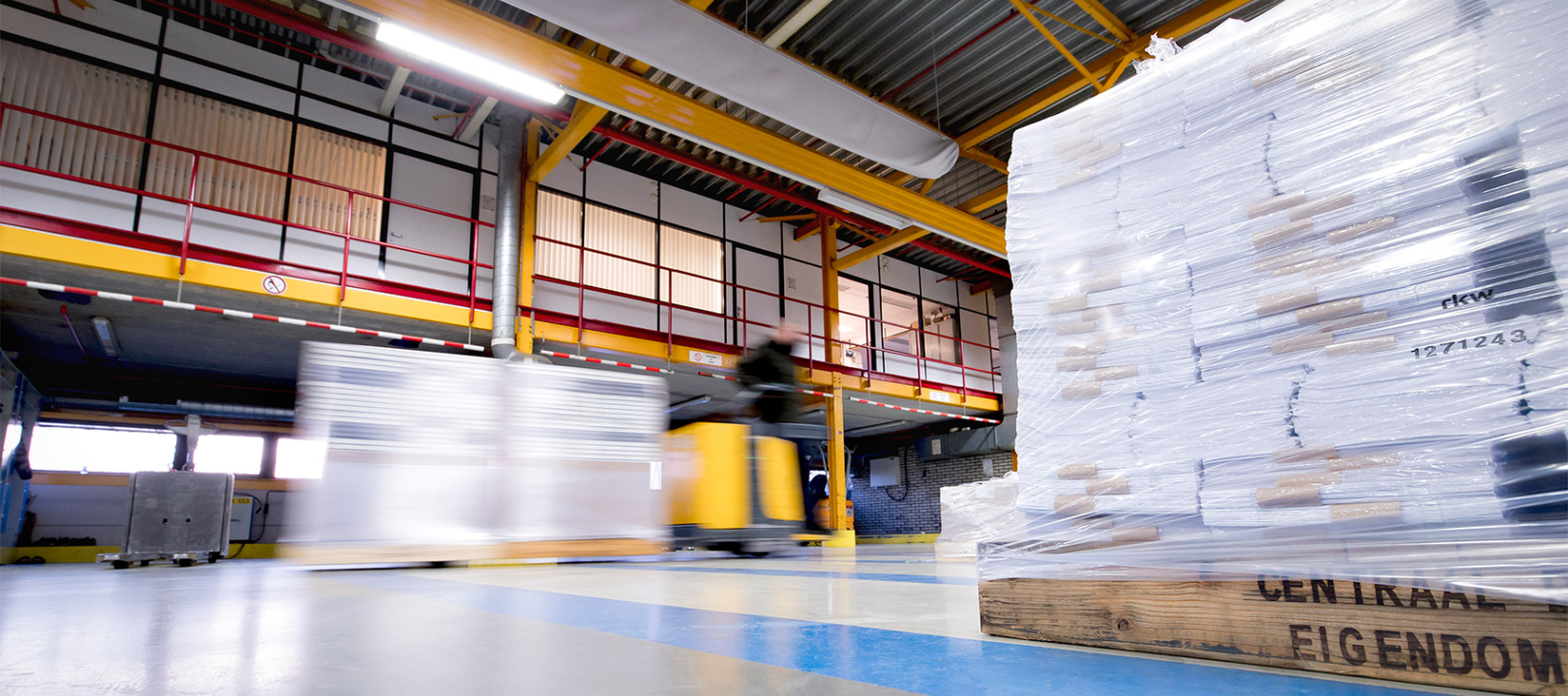 Book distribution in the Dutch and Belgian market